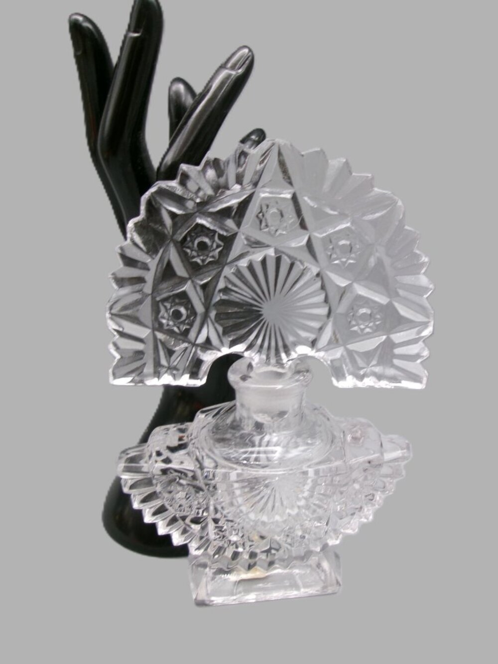 Vtg IRice Perfume Bottle, Art Deco Imperial Glass, Starburst Fan Stopper 7 In